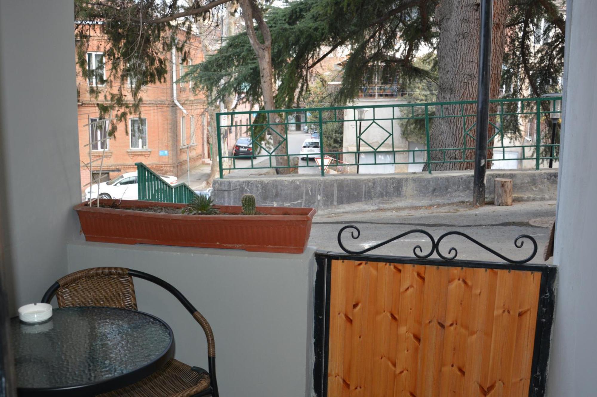 Nikas Apartment Тбілісі Екстер'єр фото